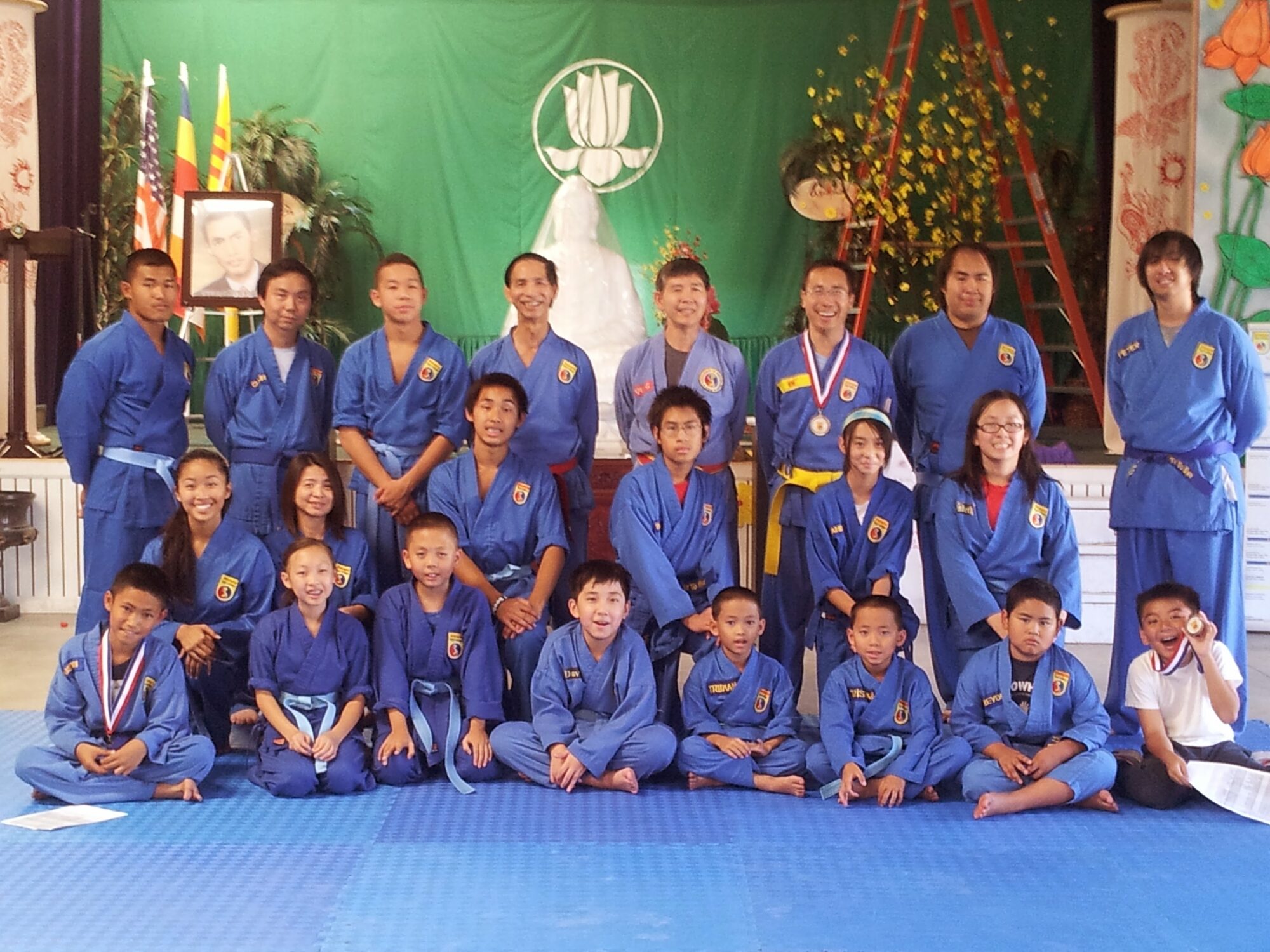 Môn sinh Vovinam rèn luyện võ đạo